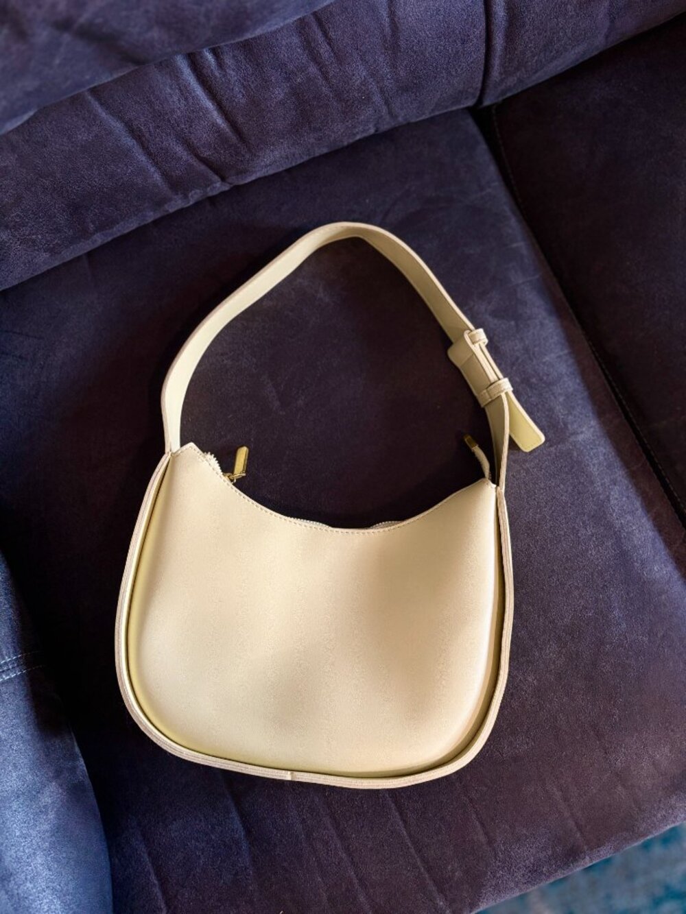 NWOT • light yellow vegan leather crossbody / shoulder bag - Picture 3 of 13